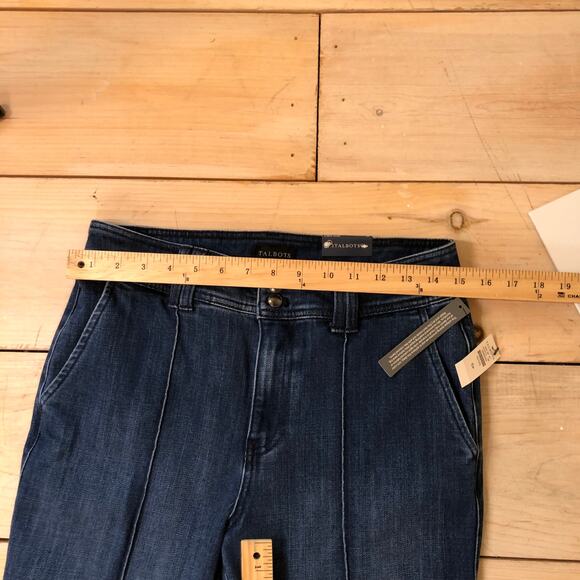 Talbots NWT Women's Petite Flare Jean Size 6P - Picture 10 of 11
